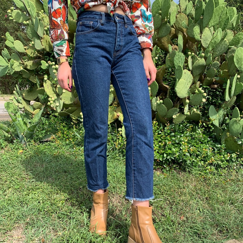 dark wash brandy melville jeans 🦋